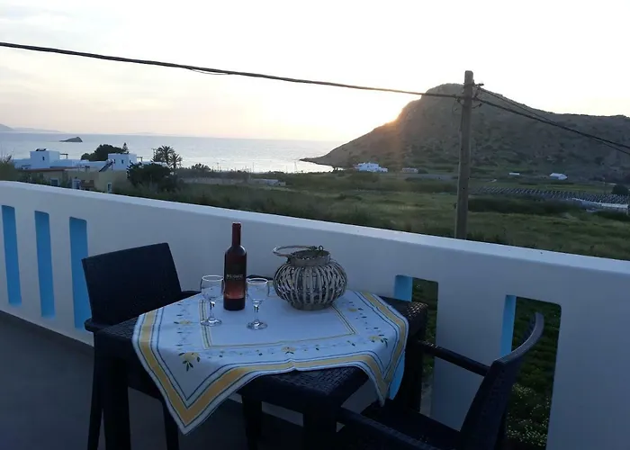 Palaiokastro View 公寓 *