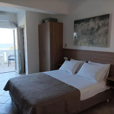 Palaiokastro View Apartman