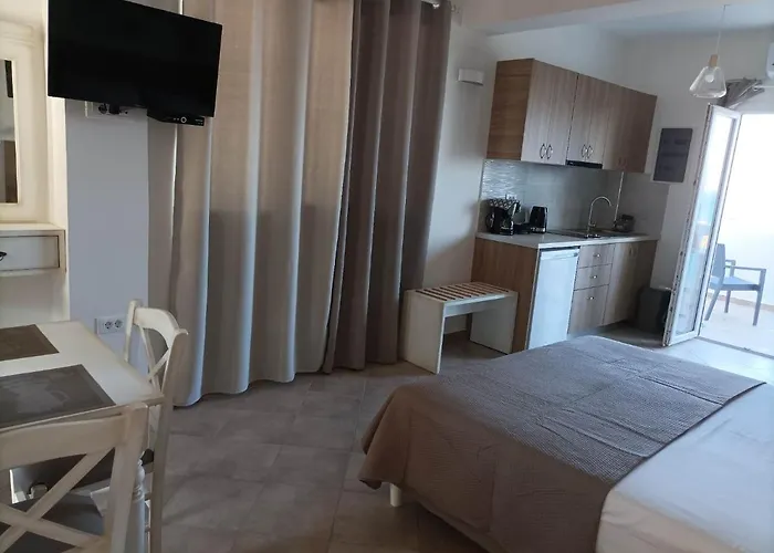 Palaiokastro View Apartamento *