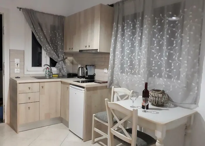 Palaiokastro View Apartamento Arkasa